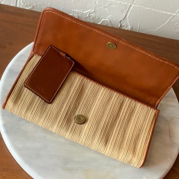 COLE HANN woven clutch - Picture 2 of 13